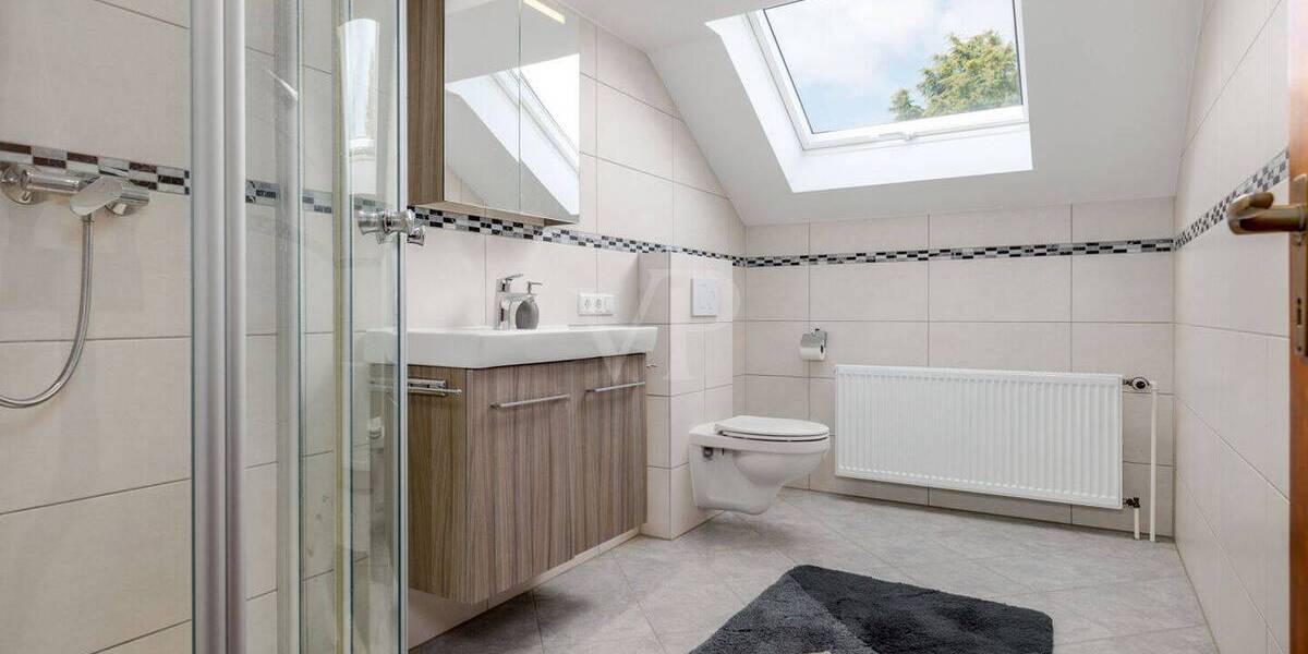 Einfamilienhaus Kelkheim (Taunus) / Fischbach Fischbach - 8 Zimmer, 260 m&sup2;, 875.000&euro; | Angebot:26205486