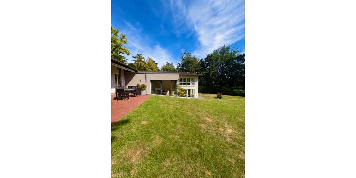 Villa Kronberg im Taunus - 7 Zimmer, 310 m&sup2;, 6.500&euro; | Angebot:21850390