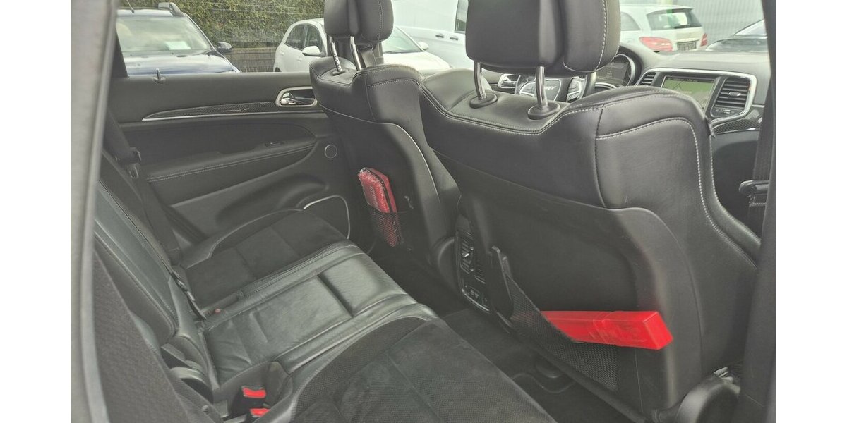 Jeep Grand Cherokee 6.4 V8 HEMI SRT 8-Gang Automatik 250.000 km 17.990 &euro; Rodgau 63110