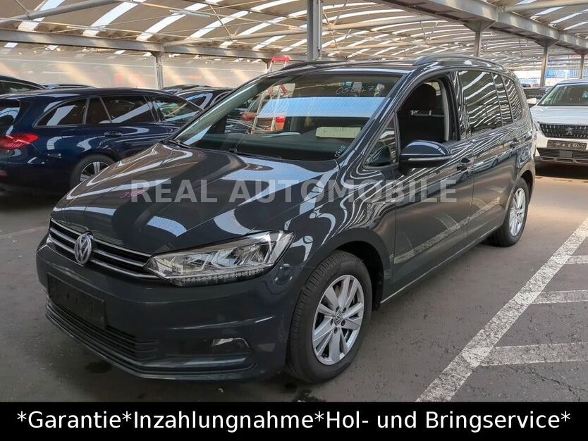 VW Touran 189.000 km 16.900 € Frankfurt am Main 65933