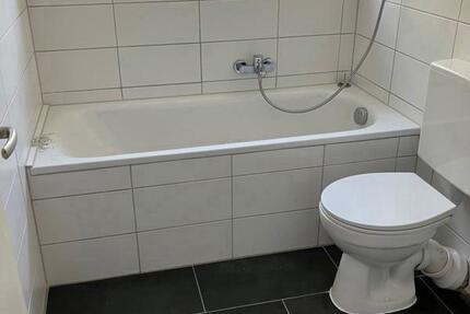 Sanierte 1 Zimmerwohnung mit Balkon und Tageslichtbad