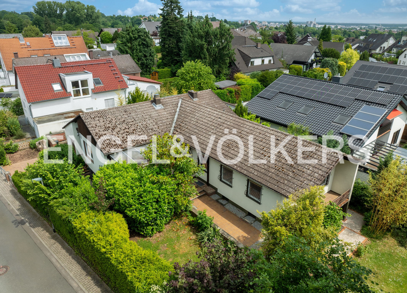 Haus zum Kaufen in Dietzenbach 790.000 € 247 m²