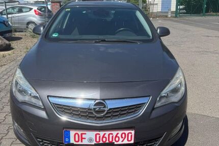 Opel Astra 101.000 km 6.800 &euro; Mühlheim 63165
