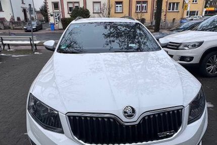 Skoda Octavia 203.000 km 11.500 &euro; Bad Homburg 61348