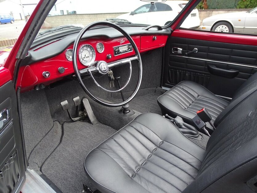Karmann Ghia Cabrio vollständig restauriert