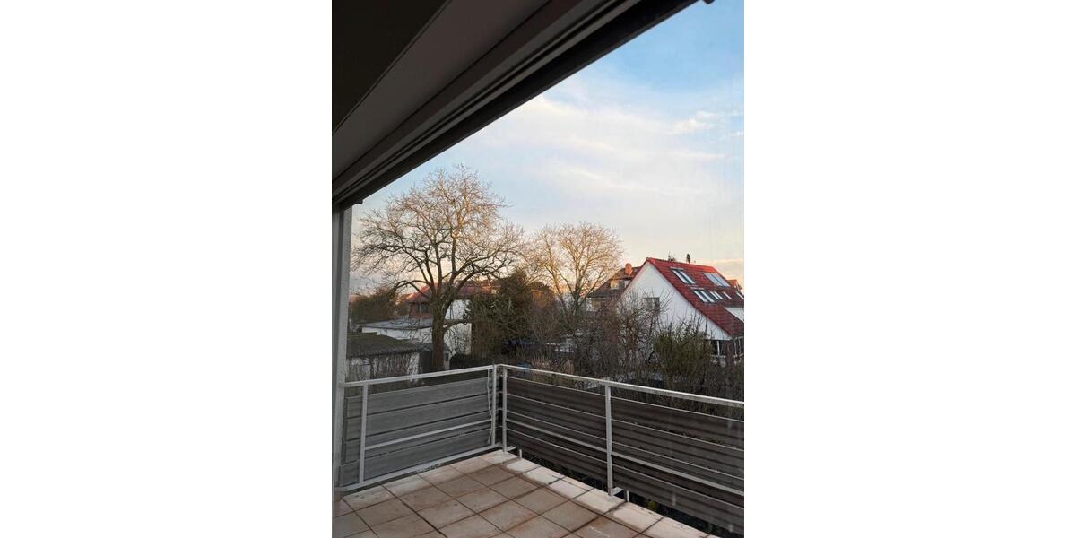 Etagenwohnung Flörsheim am Main - 3 Zimmer, 90 m&sup2;, 1.150&euro; | Angebot:25284582