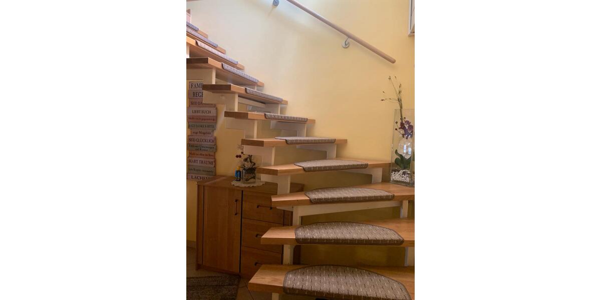 Maisonette-Wohnung mit Garten, 2 Stellplätzen + PROVISIONSFREI 5 zimmer