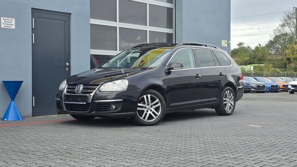 VW Golf 228.000 km 5.988 € Darmstadt 64293