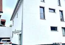 Haus zum Kaufen in Kahl 999.000 € 249 m²