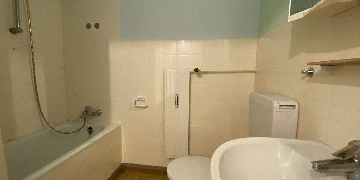 Renovierungsbedürftiges 1-Zimmerapartment mit Garage in Heusenstamm 1 zimmer