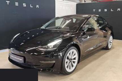 Tesla Model 3 45.241 km 30.300 € Hanau 63457