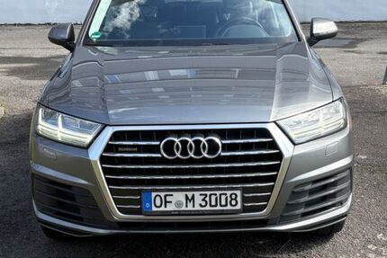 Audi Q7 188.702 km 26.450 &euro; Offenbach am Main 63067