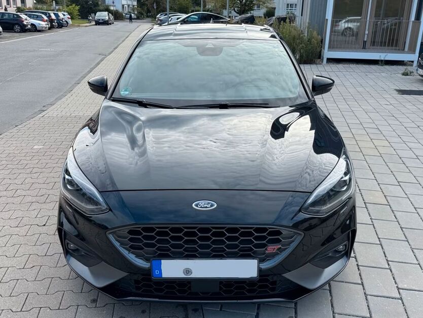 Ford Focus 135.000 km 19.500 € Langen 63225
