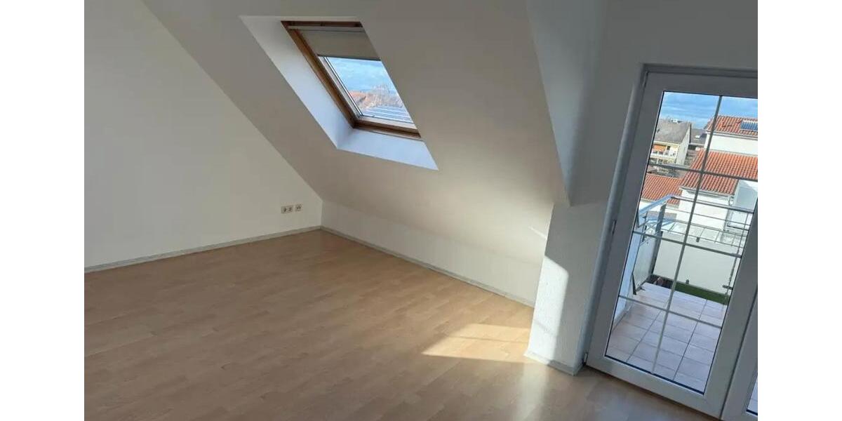 Maisonettenwohnung Mörfelden-Walldorf Walldorf - 5 Zimmer, 120 m&sup2;, 1.650&euro; | Angebot:25964097