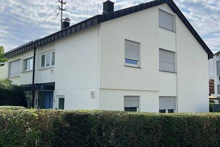 Traumhafte Doppelhaushälfte * Terrasse & kl. Garten * 2 PKW Stellplätze