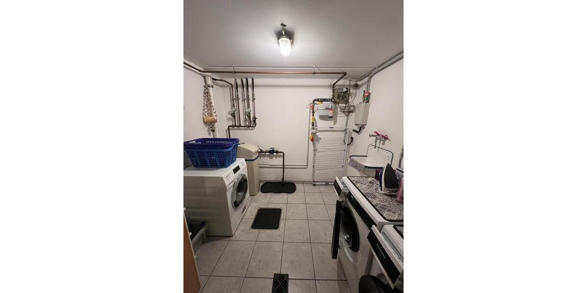 Mehrfamilienhaus, Wohnhaus Flörsheim am Main - 7 Zimmer, 180 m&sup2;, 1.050.000&euro; | Angebot:25975245