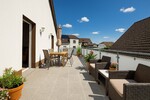 Ein- bis Zweifamilienhaus in Rodgau-Hainhausen – Zwei Wohneinheiten, gepflegter Garten & Nähe zur S-Bahn 7 zimmer