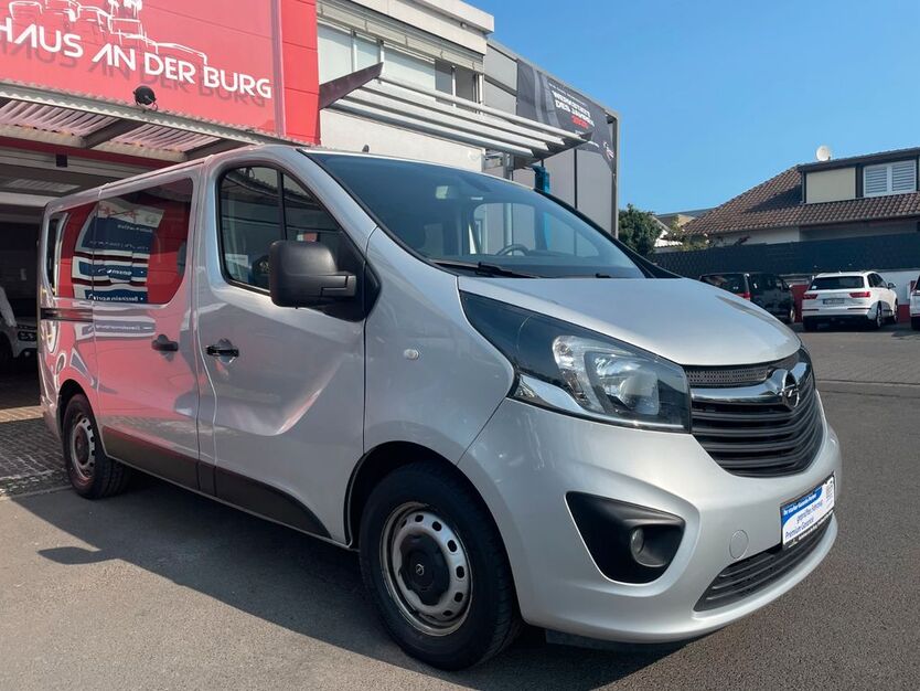 Opel Vivaro 116.600 km 16.900 € Ober Mörlen 61239