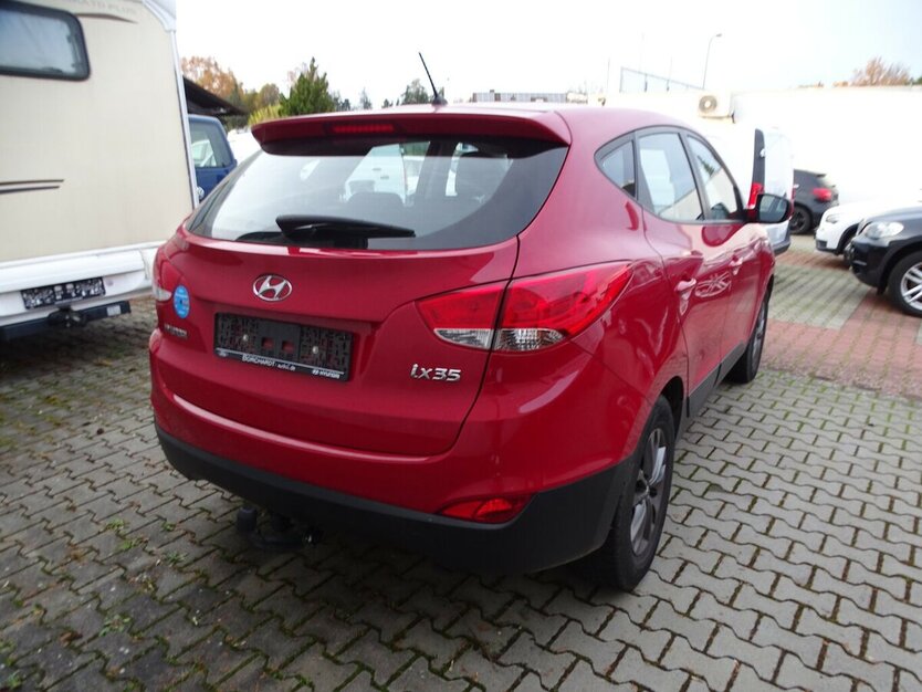 Hyundai ix35 FIFA World Cup Edition 2W,AHK 78.713 km 9.490 € Rodgau 63110