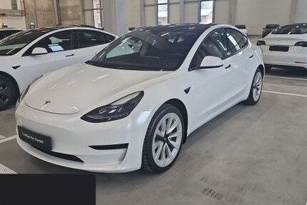 Tesla Model 3 43.222 km 28.900 &euro; Hanau 63457