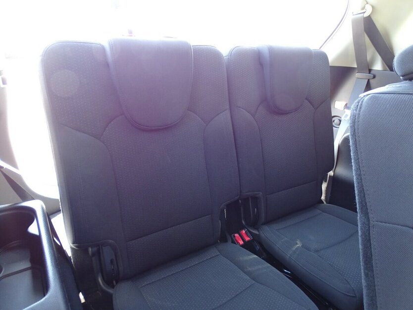 Kia Carens 1,6l Edition 7, Klima, 7-Sitzer, Sitzheizun 46.244 km 14.490 € Rodgau 63110