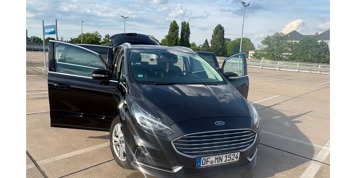 Ford S-Max 198.000 km 12.000 &euro; Offenbach 63069