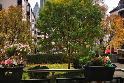 MITTEN IM LEBEN: 2 Zimmer attraktiv möbliert mit Balkon 2 zimmer