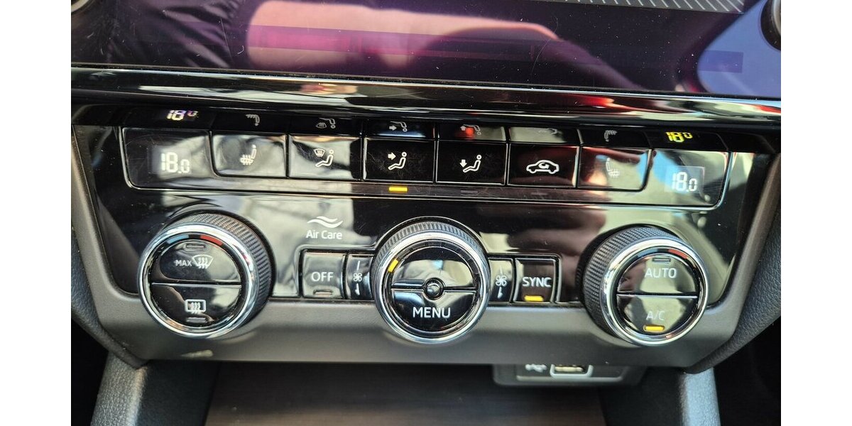 Skoda Octavia 1,5 TSI Soleil DSG, Klimaauto., PDC 96.715 km 14.890 &euro; Rodgau 63110