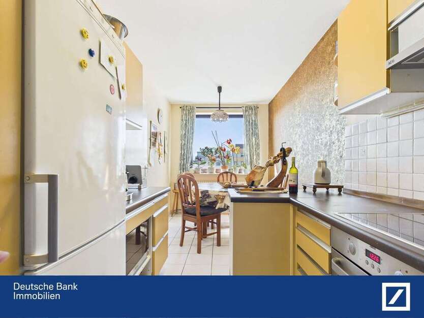 Wohnung zum Kaufen in Frankfurt 320.000 € 82.5 m²