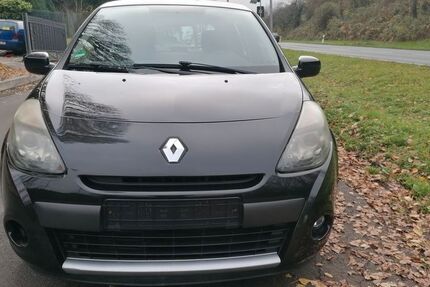 Renault Clio 160.000 km 2.500 € friedrichsdorf 61381