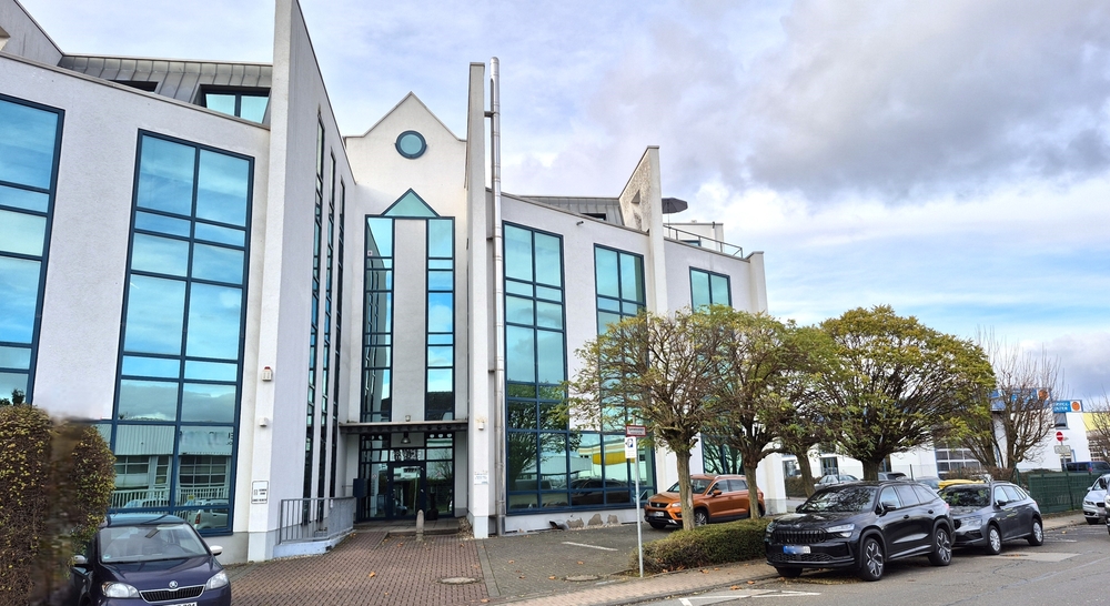 Hofheim Mitte - Moderne Bürofläche mit ca. 172 m² 3.5 zimmer
