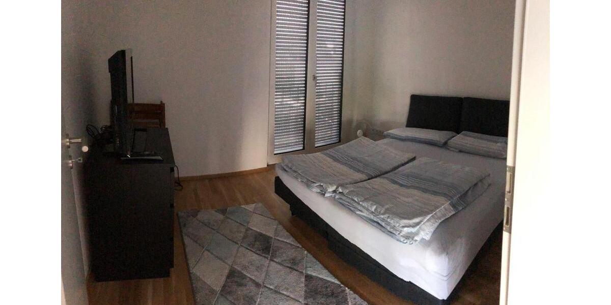 Etagenwohnung Frankfurt am Main Innenstadt 1 - 4 Zimmer, 102 m&sup2;, 1.800&euro; | Angebot:26050996