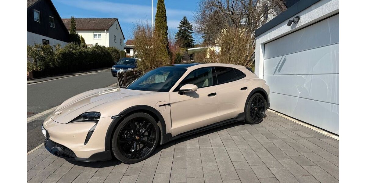 Porsche Taycan 72.500 km 69.500 &euro; Neu-Isenburg 63263