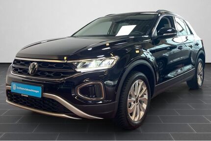 VW T-Roc 11.421 km 29.789 € Aschaffenburg 63741