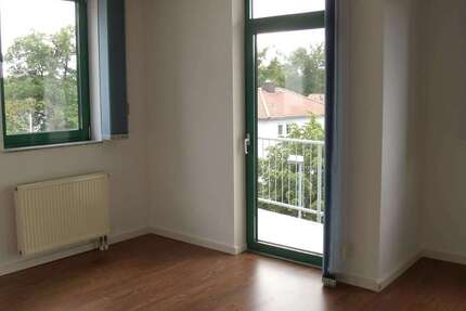 Gewerbeobjekt Darmstadt Waldkolonie - 680&euro; | Angebot:26857072