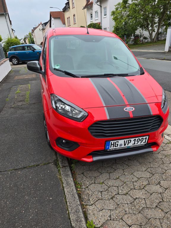 Ford Transit Courier 23.300 km 16.800 € Oberursel 61440