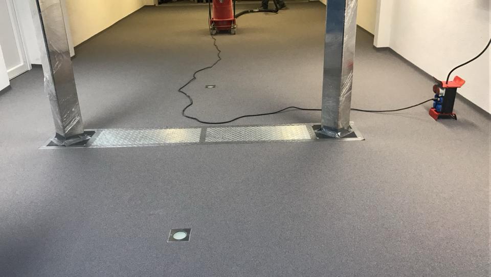 Exklusiv Mehrfamilienhaus +Sep.Haus ..Pool Halle Werkstatt usw zimmer