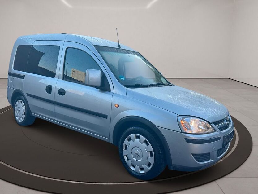 Opel Combo 121.000 km 3.550 € Frankfurt am Main 65933
