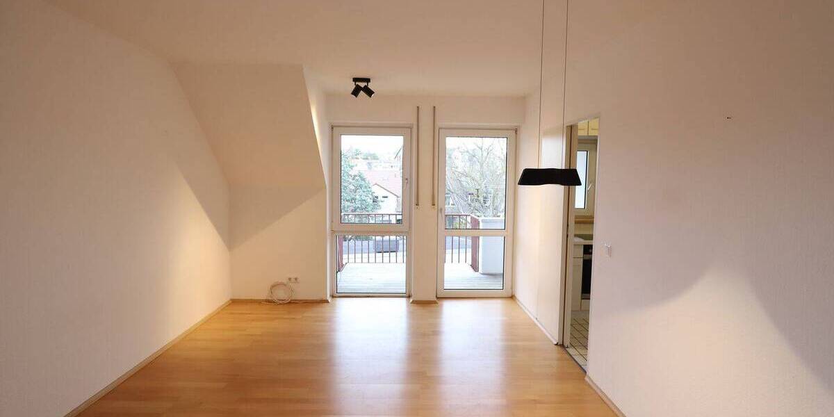 Etagenwohnung Darmstadt Bessungen - 3 Zimmer, 72 m&sup2;, 800&euro; | Angebot:26488154
