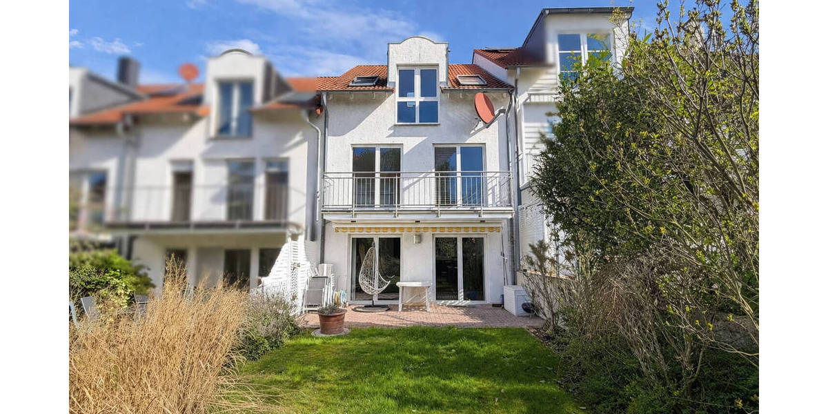 Reihenmittelhaus Frankfurt am Main Kalbach - 6 Zimmer, 190 m&sup2;, 860.000&euro; | Angebot:26170559