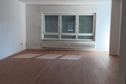 Wohnung Aschaffenburg Damm - 3.5 Zimmer, 89 m&sup2;, 900&euro; | Angebot:26549939