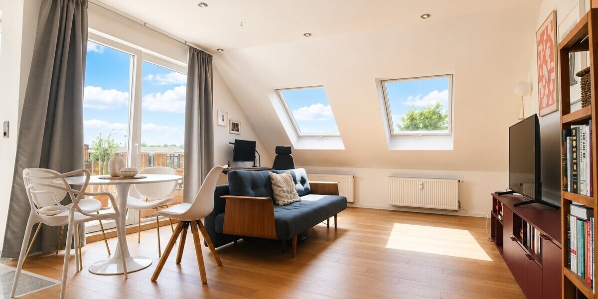 Geschmackvoll möblierte 2-Zi Wohnung - KEINE Kurzvermietung - Etagenwohnung Kronberg im Taunus | Angebot:27231417
