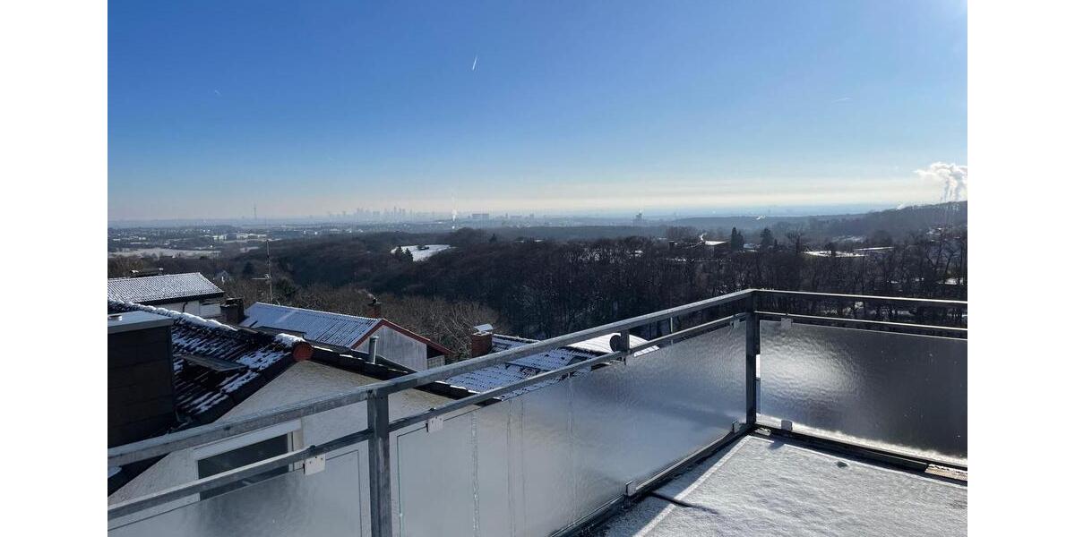 Penthousewohnung mit großem Balkon, Blick Frankfurt Skyline 5 zimmer
