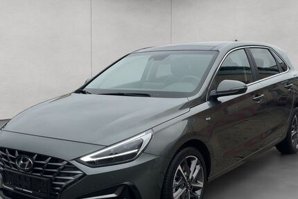 Hyundai i30 14.846 km 22.950 &euro; Frankfurt 60386