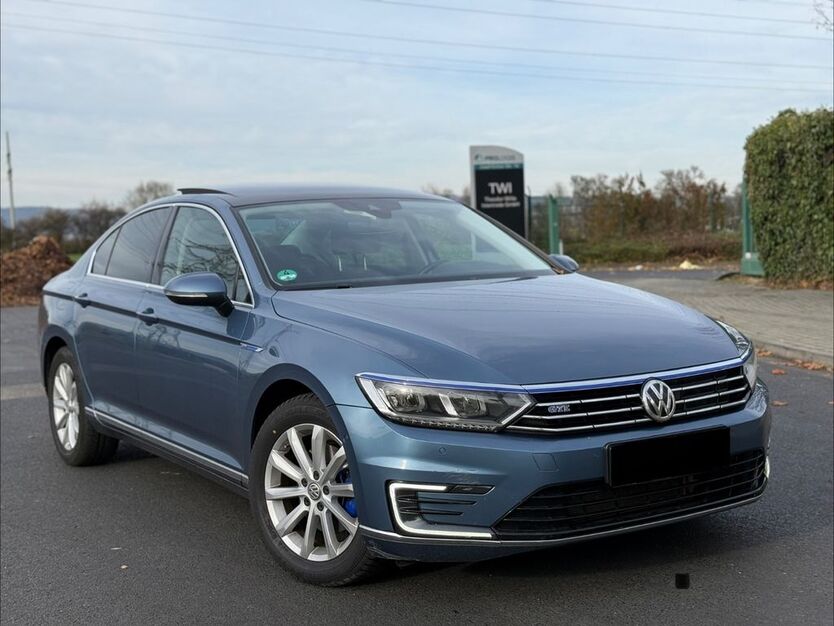 VW Passat 144.000 km 13.500 € Frankfurt am Main 60433