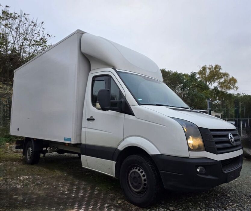 VW Crafter 254.000 km 13.980 € Frankfurt am Main 60486