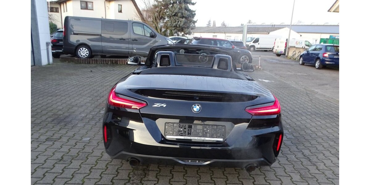 BMW Z4 sDrive 20 i M Sport Leder, LED, Navigation 60.000 km 31.890 &euro; Rodgau 63110