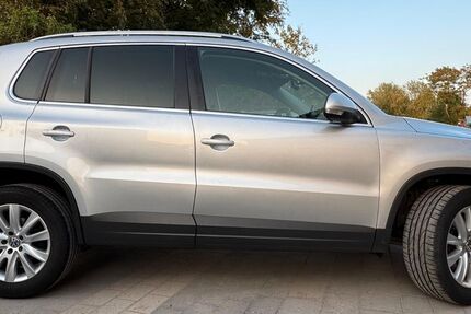 VW Tiguan 285.620 km 4.900 € Maintal 63477