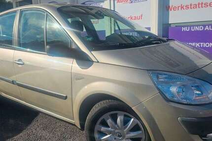 Renault Scenic 110.000 km 4.299 &euro; Frankfurt 60388