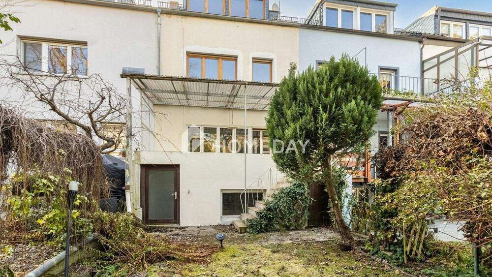 Reihenmittelhaus Frankfurt am Main Ginnheim - 8 Zimmer, 118 m&sup2;, 627.000&euro; | Angebot:25732761